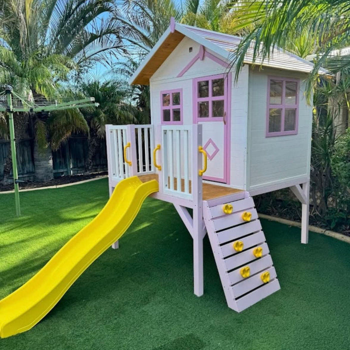Kidzshack Beach Shack Cubby House