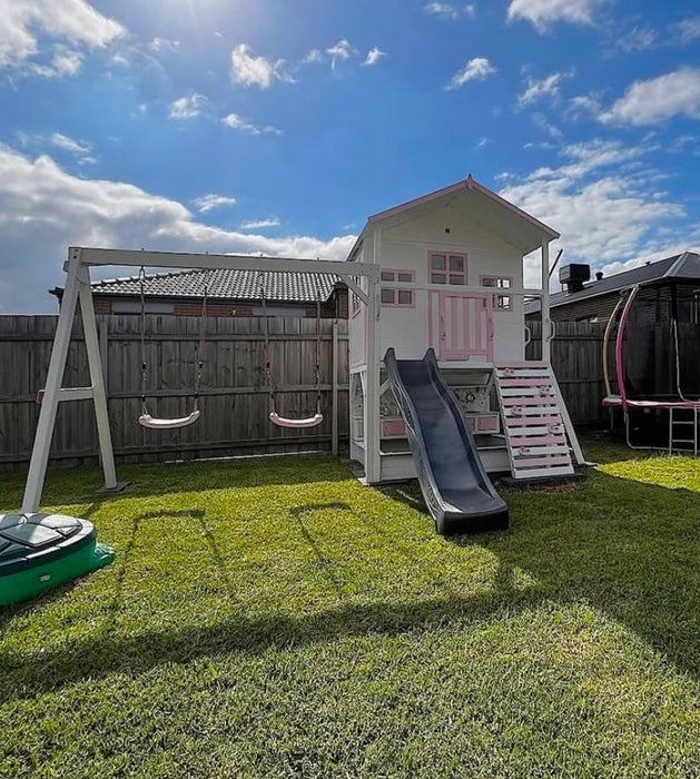 Kidzshack Caboodle Shack Cubby House